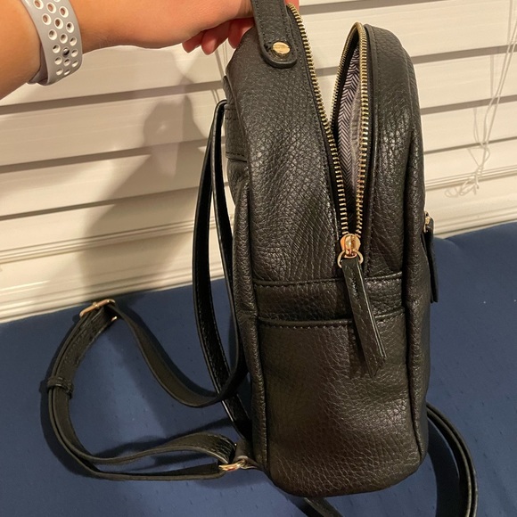 Black mini backpack. - Picture 3 of 4